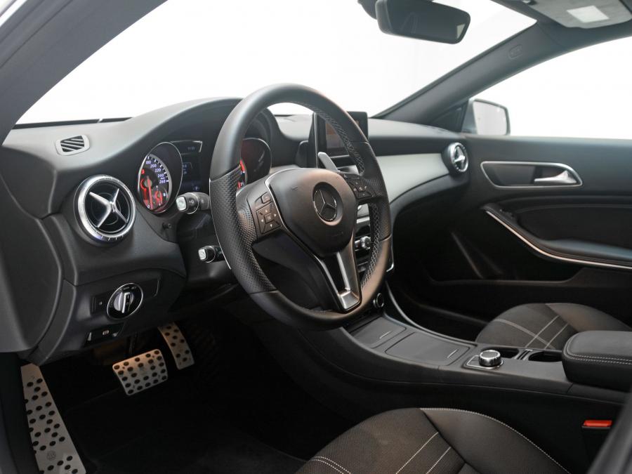  Mercedes-Benz CLA-Class by Brabus 2013 года  (фото 3 из 8)